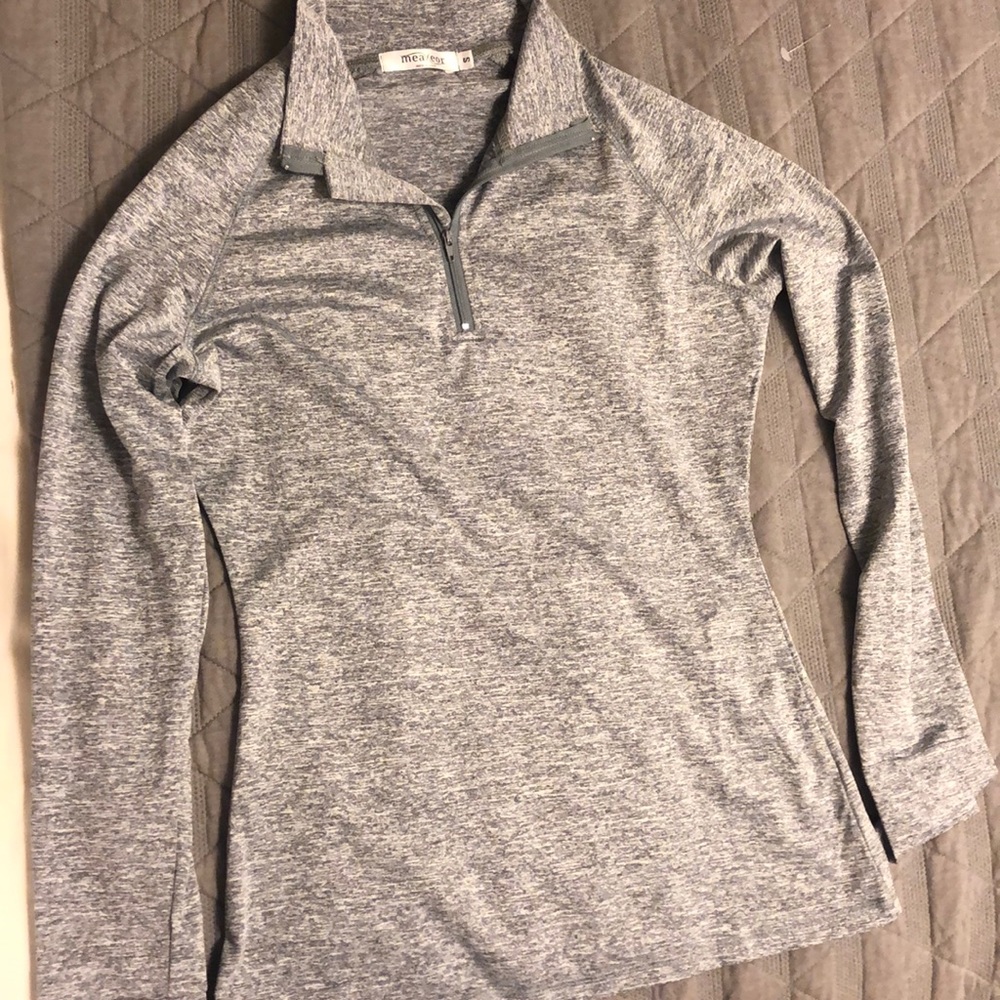 Long grey grey athletic fabric with v neck zipper